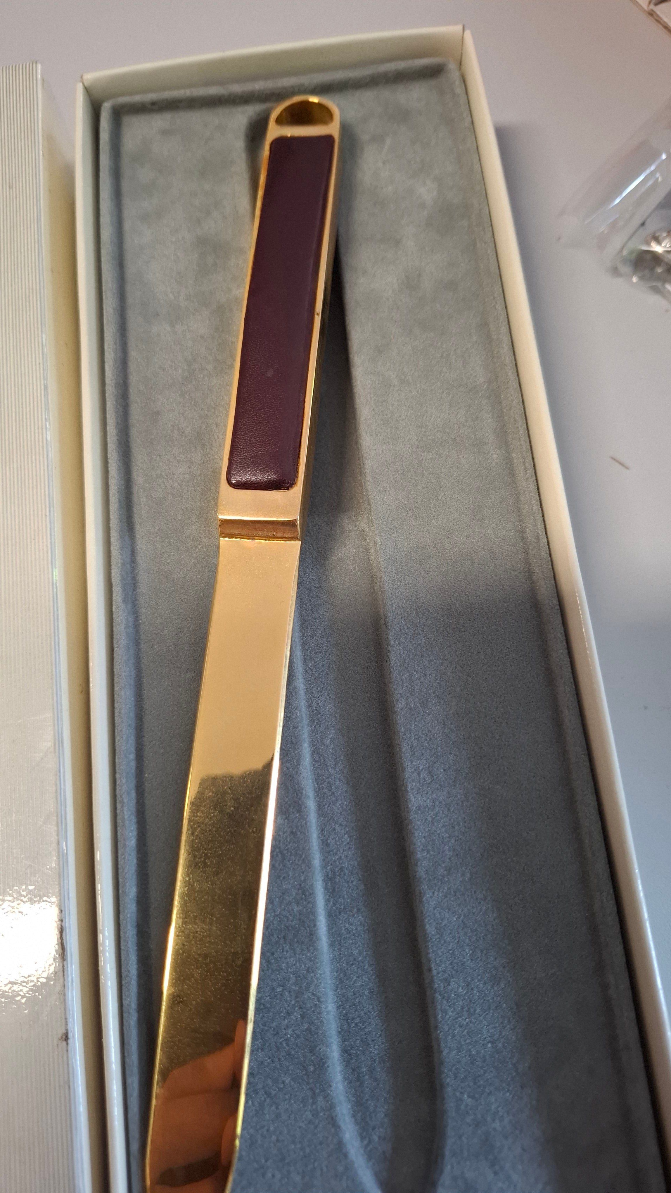Tagliacarte Ferragamo